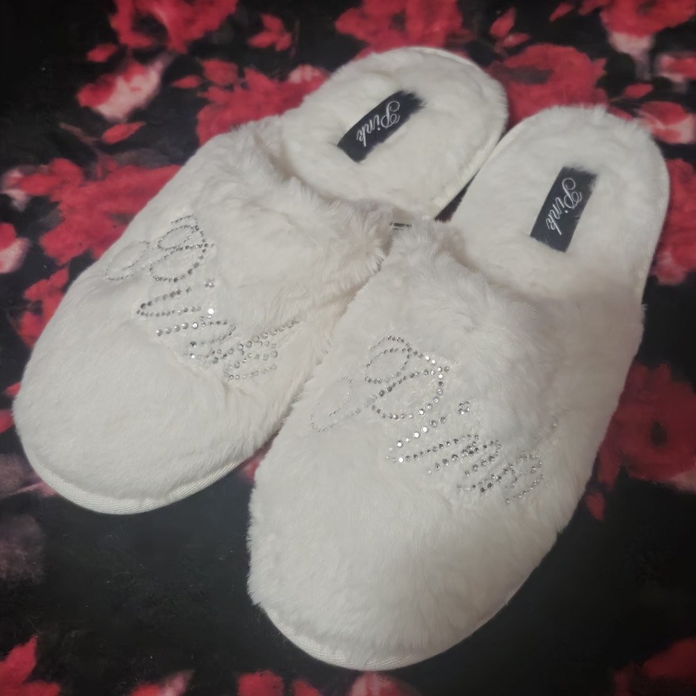 Victoria's Secret PINK Faux Fur Slipper Size XL NWT